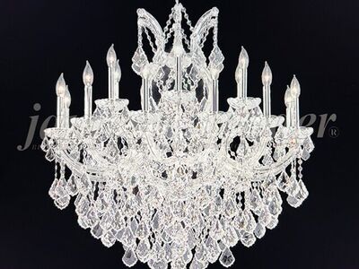 Grand 19 Chrystal Chandelier