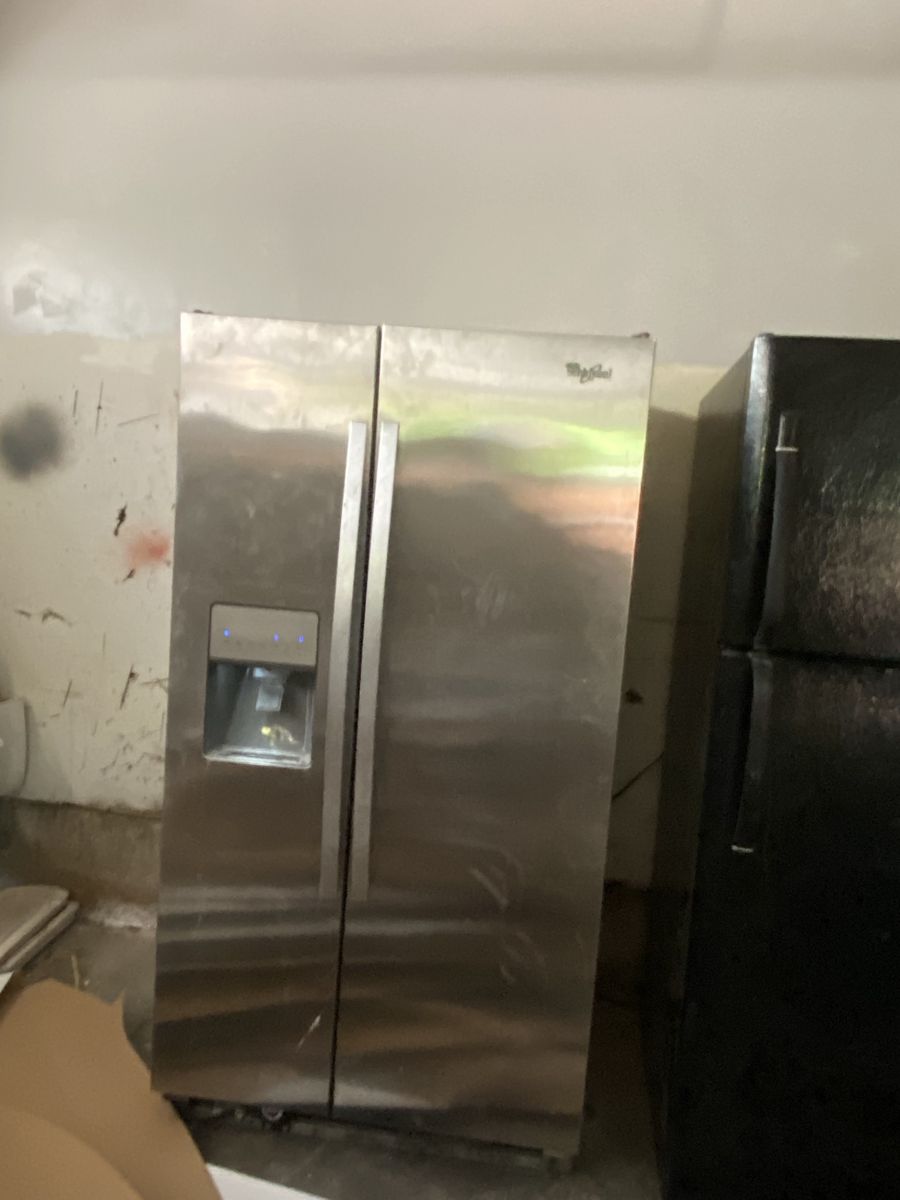 Stainless steel whirlpool fridge