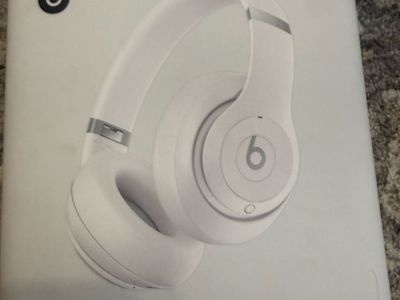 Beats studio pro headphones