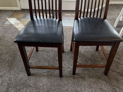 2 Counter Height Stools