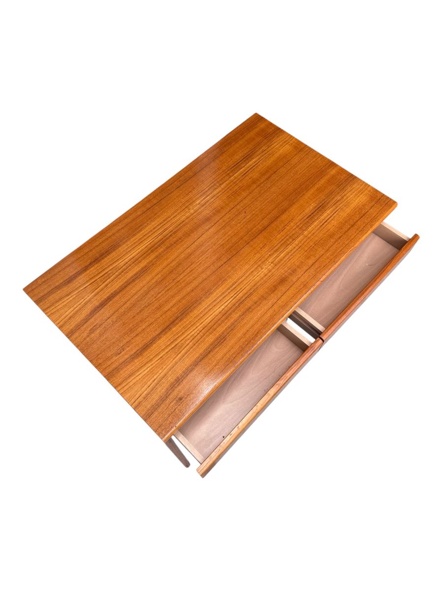 Main image 6