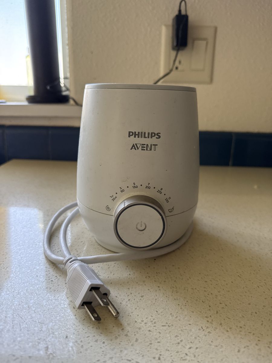 Philips Avent Fast Bottle Warmer - White, Gently Used, Universal Bottle Compatibility