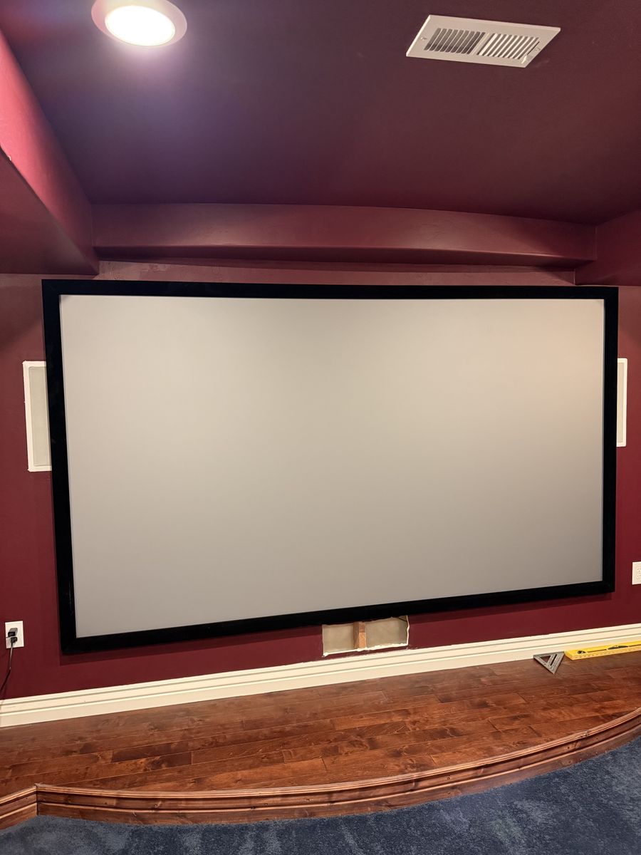 Silver Ticket 120 Inch 4K/8K HDR 3D 1.5 Gain Projector Screen