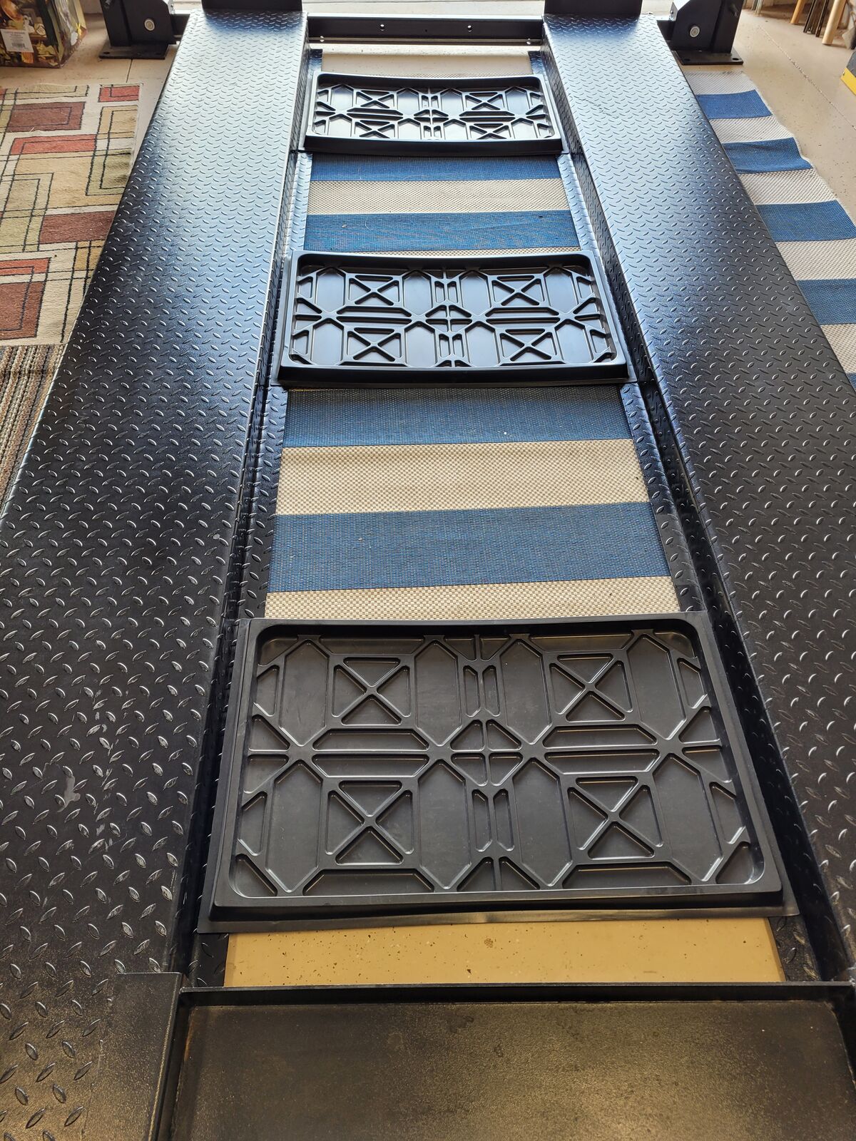 Tuxedo Four Post Storage Lift FP8K-DX