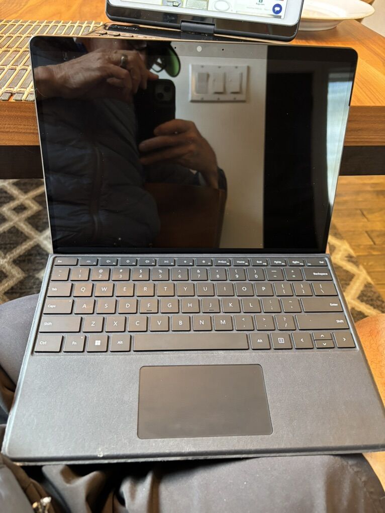 Microsoft Surface Pro 9 W/ Touch Screen