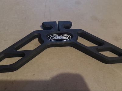 Mathews Limb Lega