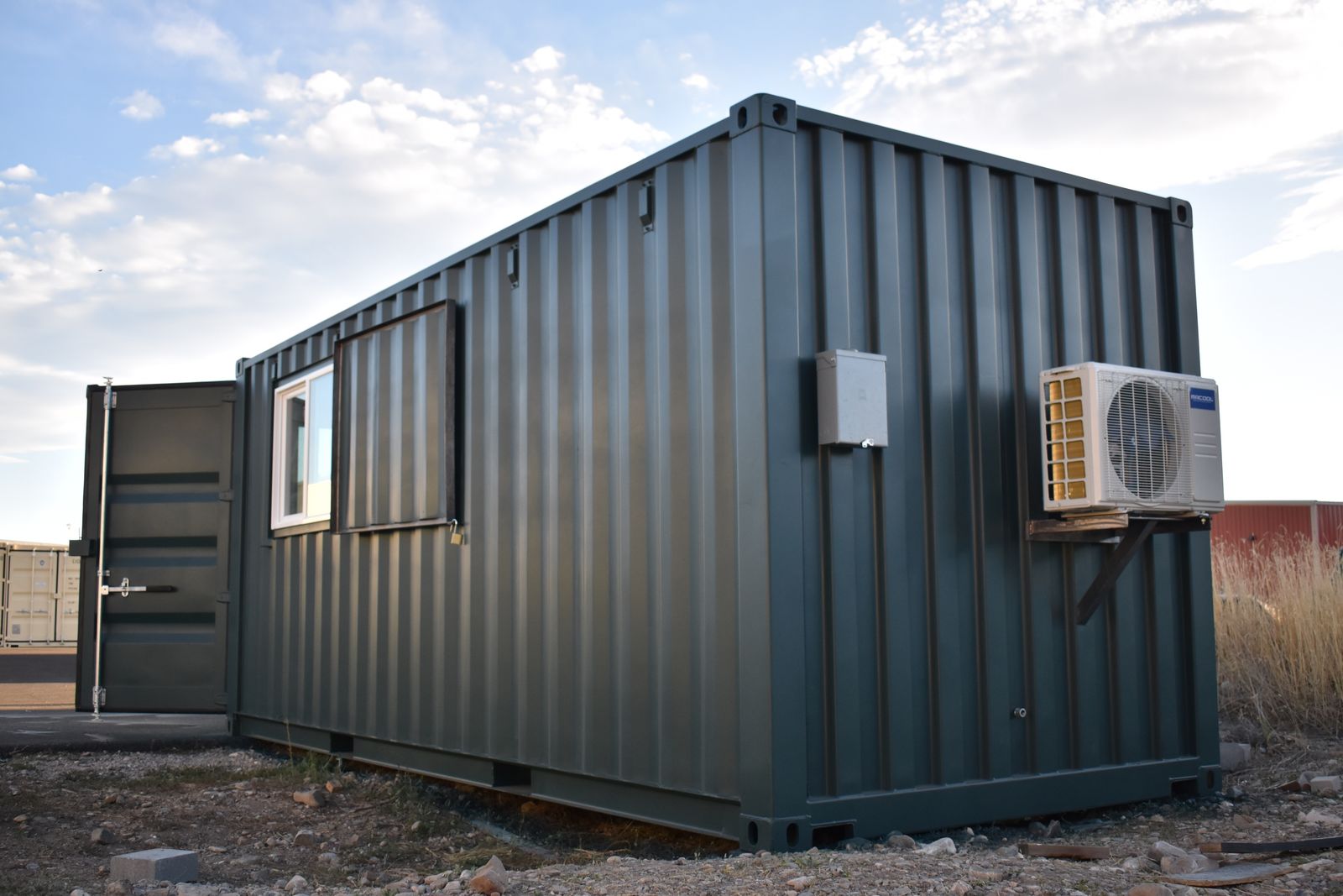 20ft Container Studio / Office