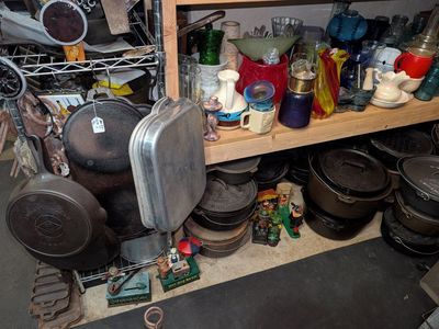 Vin-tiques, Cast Iron Cookware & Collectibles