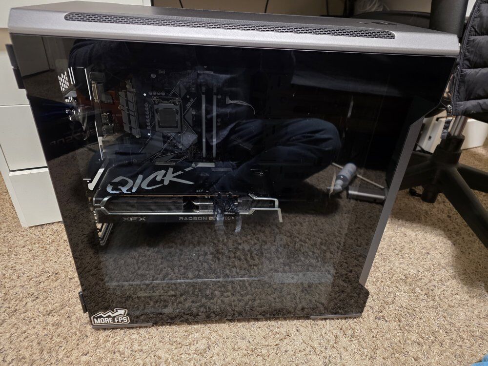 Gaming PC | I7 8700, 32gb, 256gb, 6700XT