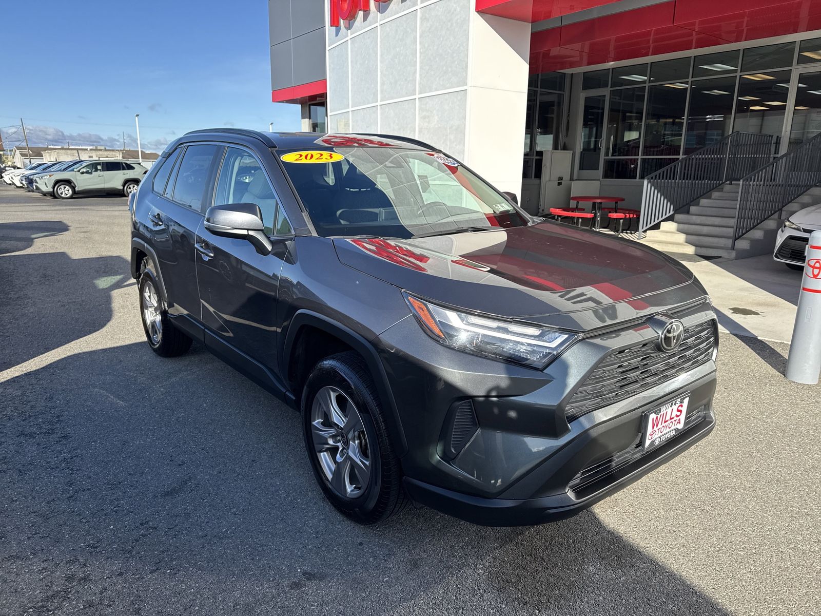 2023 Toyota RAV4 XLE