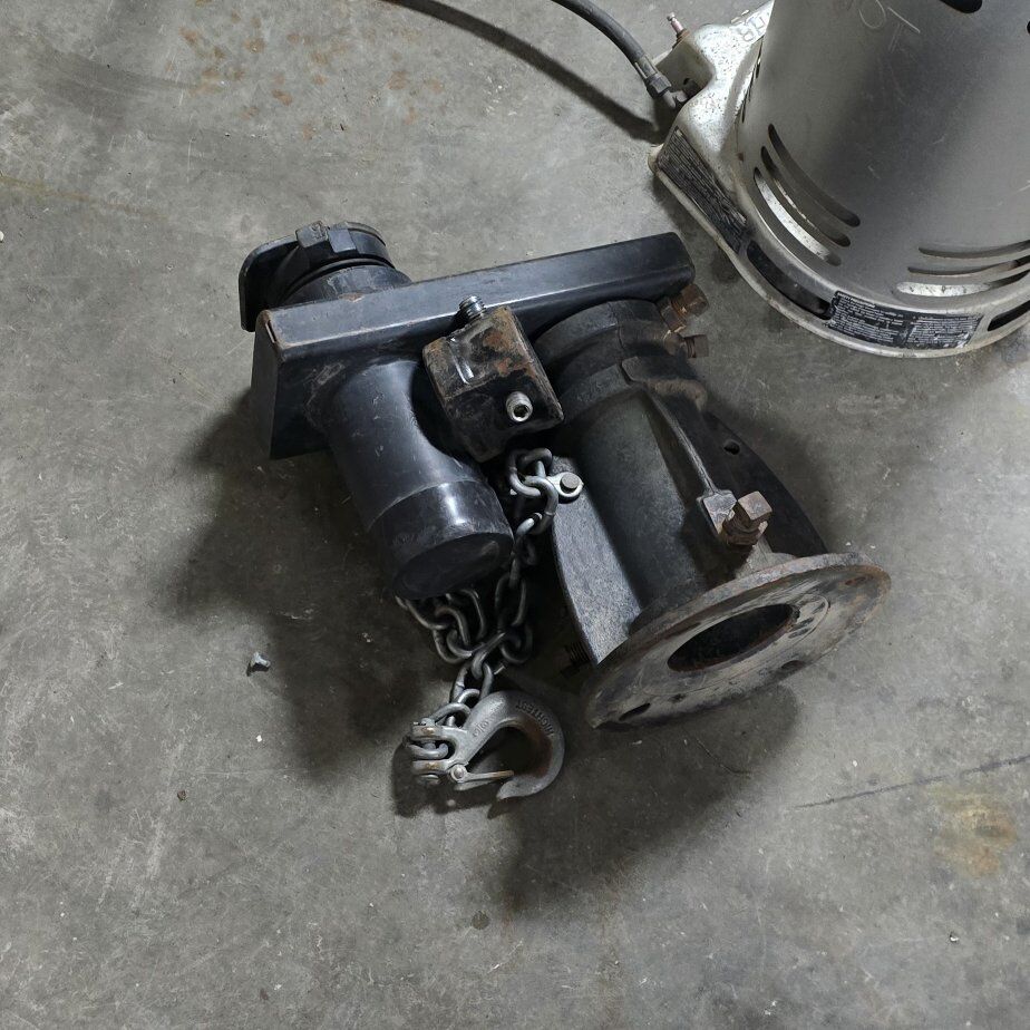 offset 5th wheel to gooseneck adapter