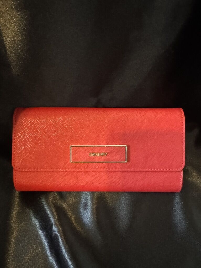 Dkny Wallet