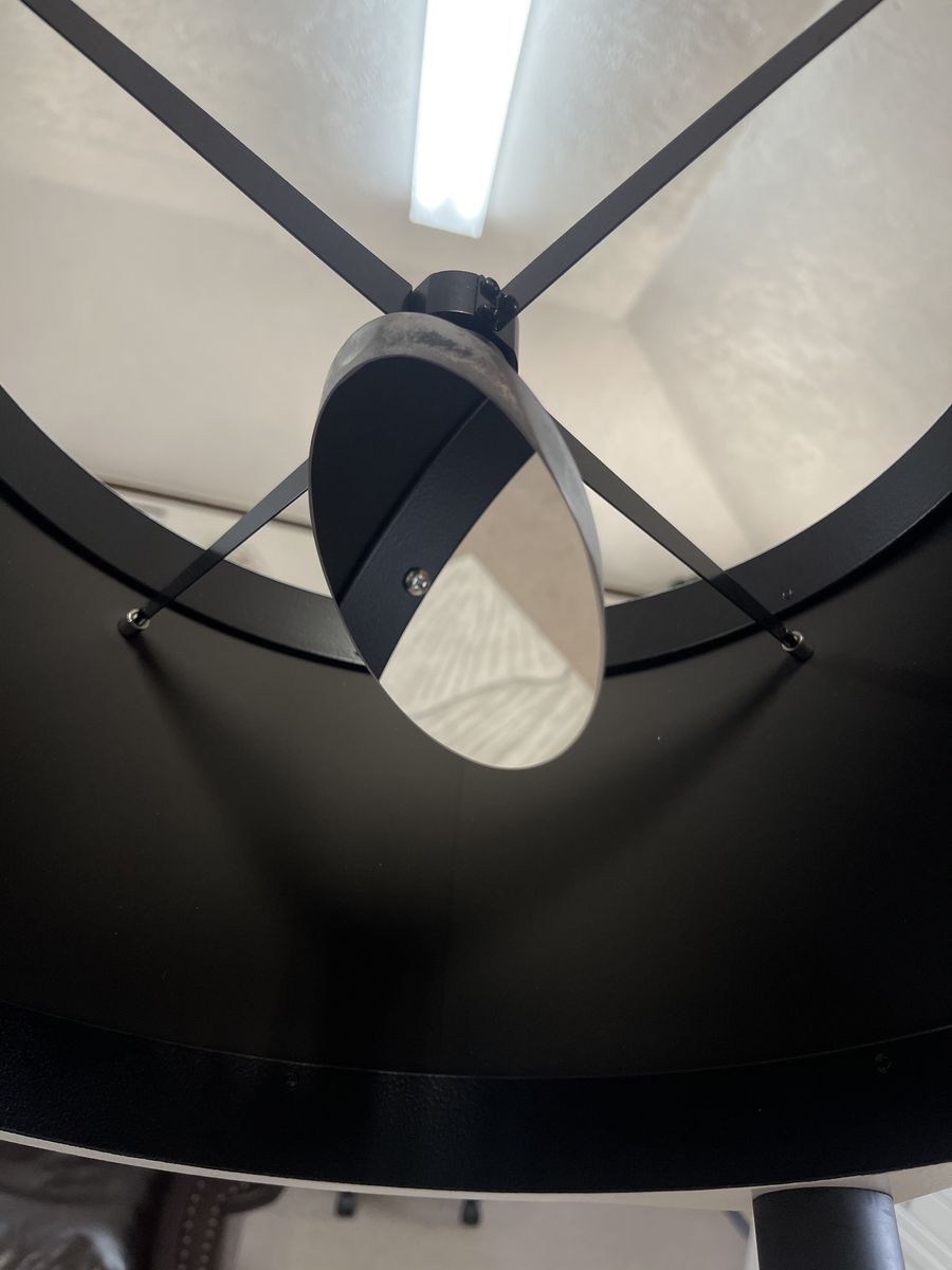 Main image 10