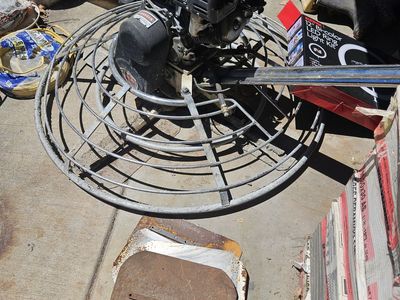 Bartell Power Trowel - Honda GX270 Runs Great - Extra Blades