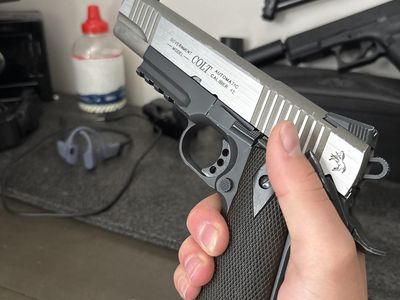 Colt 1911 CO2 Airsoft