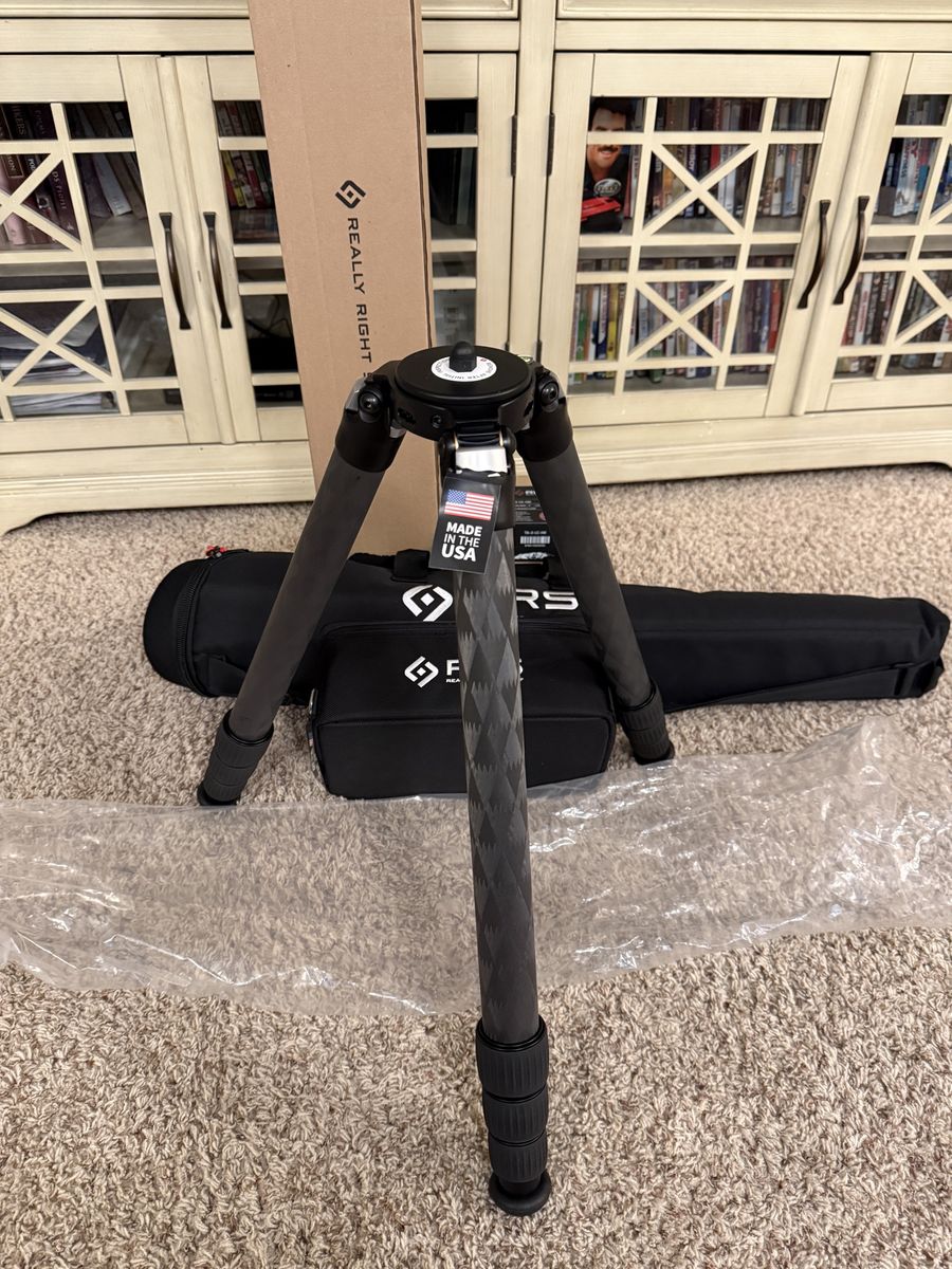 Really Right Stuff Professional Tripod, Gimbal, level base Package – BRAND NEW L@@K