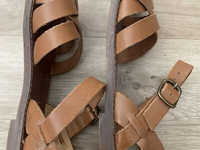 Women’s Leather Brown Sandals