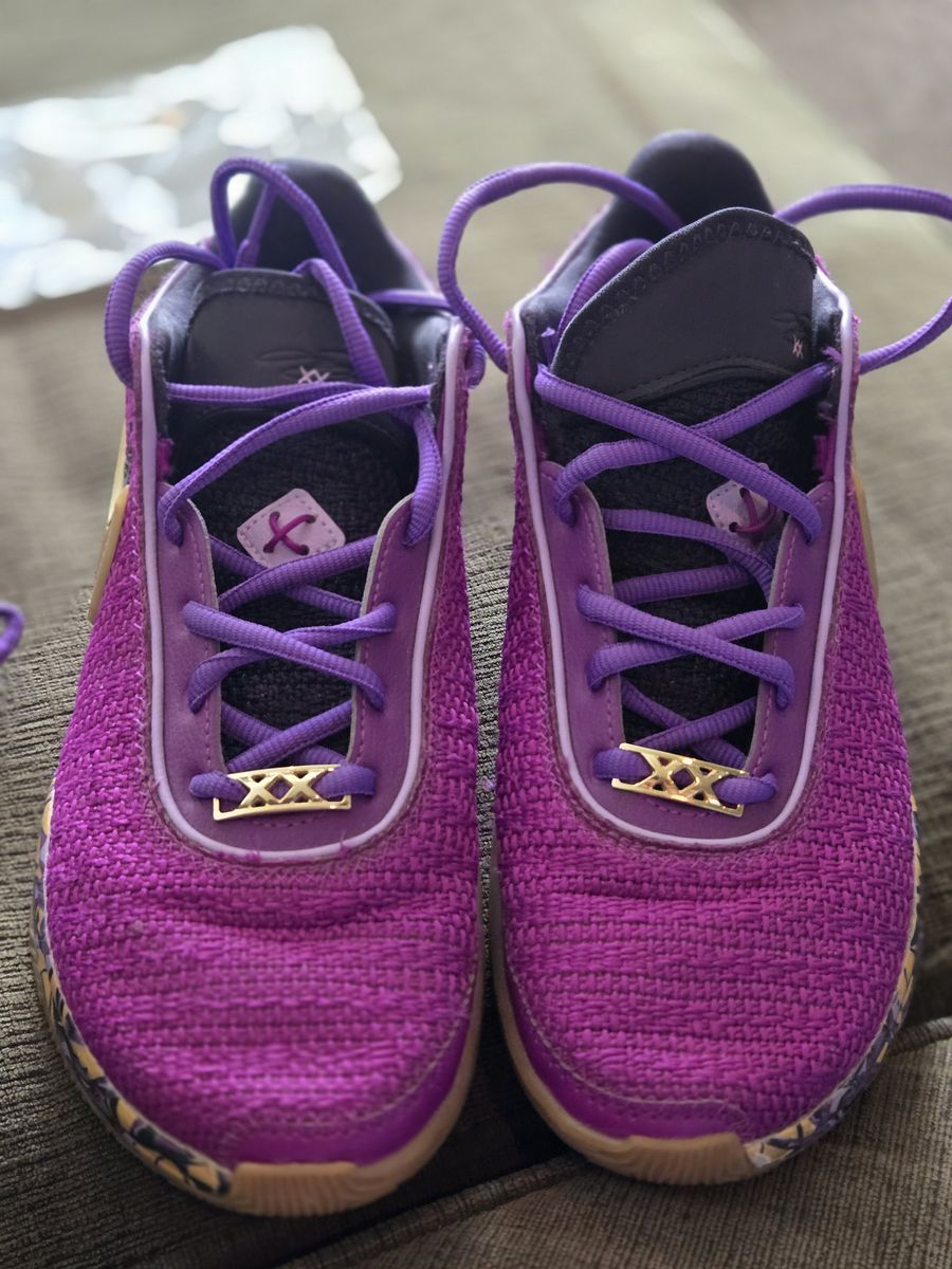 Nike LeBron XX 20 All-Star Purple Gold Basketball Shoes Boy's Size 6.5Y