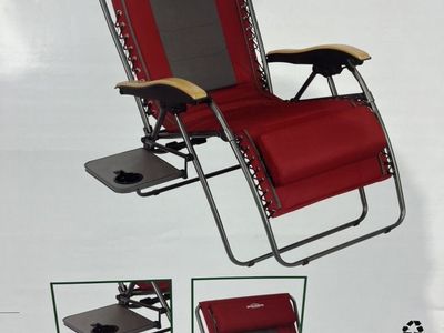 Sportsmans Warehouse Deluxe Zero Gravity Recliner Chair Slide-Out Table Red