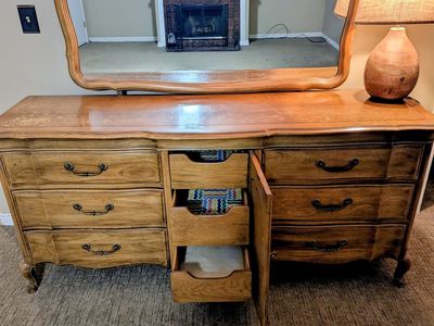 Dresser with large Mirror