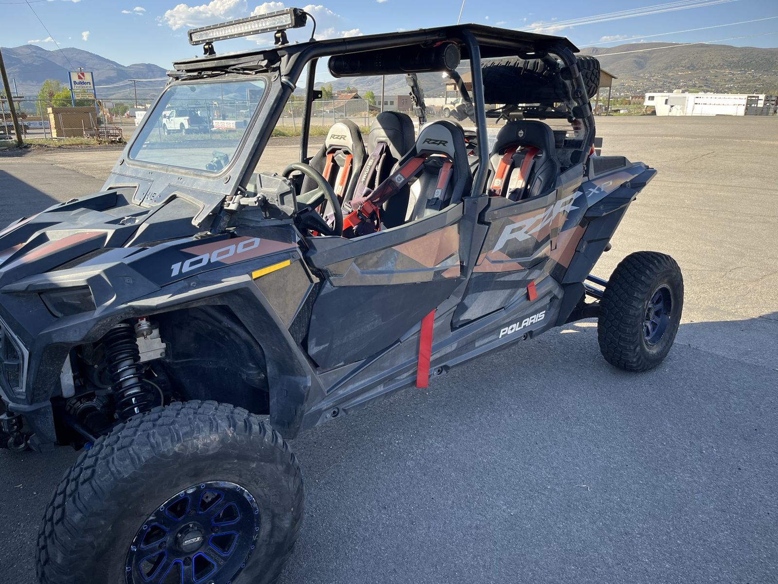 2021 RZR XP4 1000 6 seater