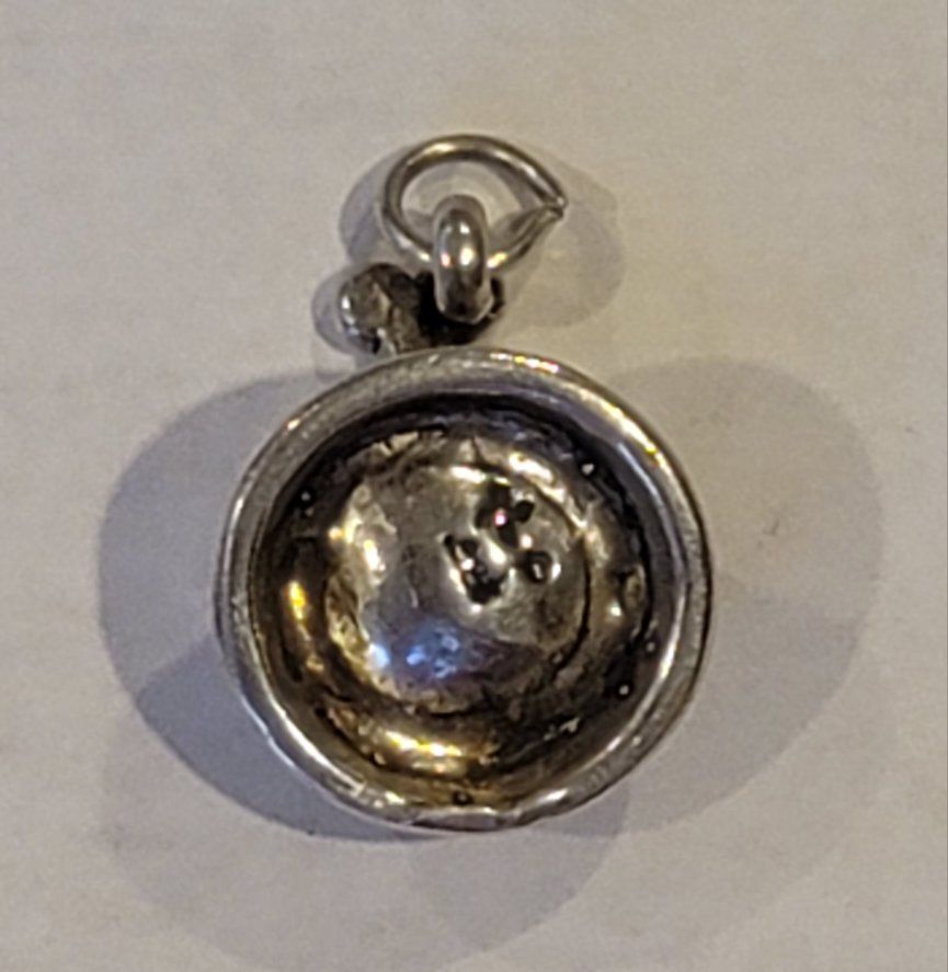 Main image 3