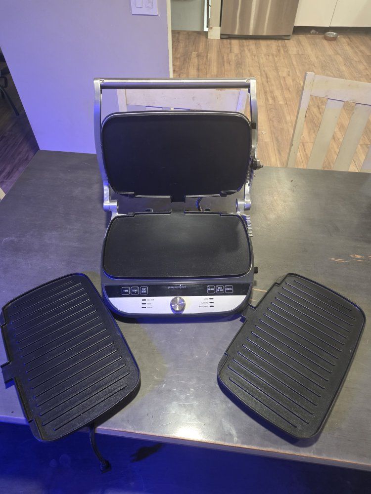 Pampered Chef Electric Grill and Griddle Panini Press