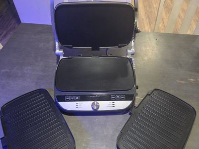 Pampered Chef Electric Grill and Griddle Panini Press