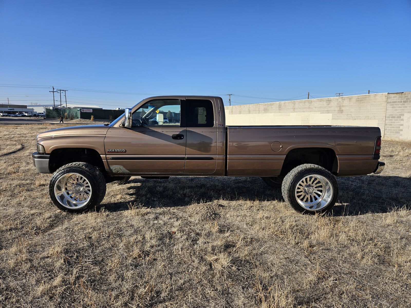 2001 Dodge Ram 2500 SLT Plus