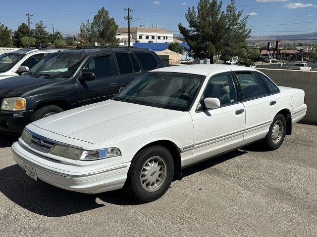 1997 Ford Crown Victoria LX