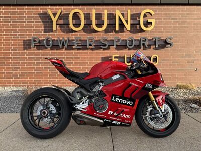 2024 Ducati Panigale V4 Bagnaia 2023 World Champion Replica