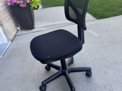 Black Mesh Back Task Chair, Adjustable Swivel Office Desk Chair