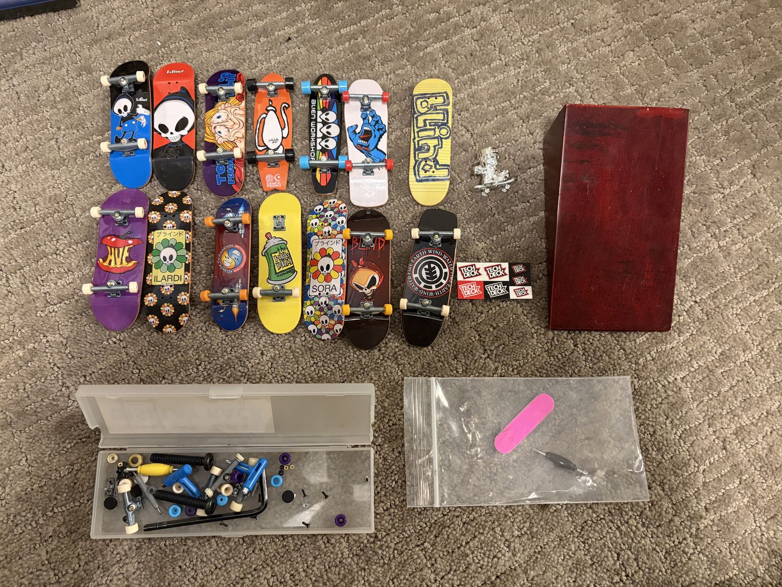 Techdecks