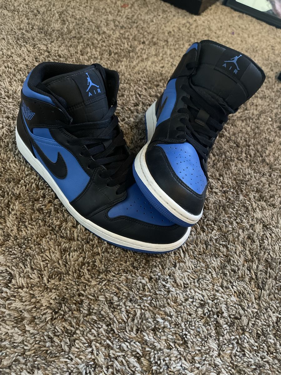 Nike Air Jordan 1s (like new) men’s 10.5 blue and black