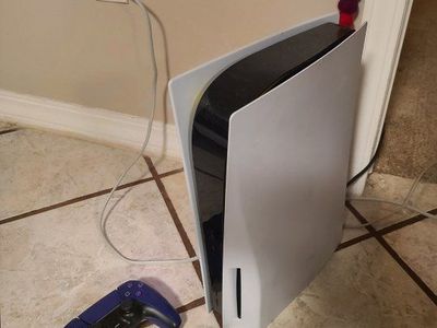 Playstation 5 Disc w/ Controller
