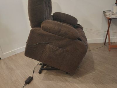 Brown Power Lift Recliner Chair with Cupholders and Remote