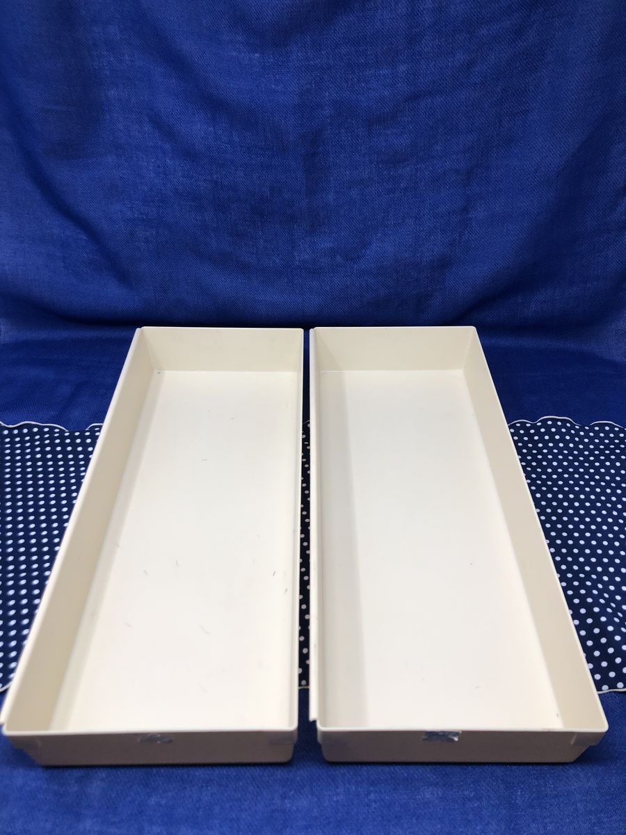 Vintage Rubbermaid Beige Drawer Organizer Trays (Set of 2)