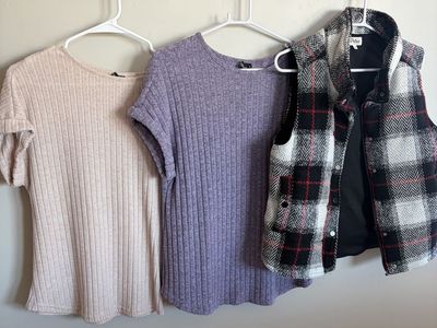 Women’s shirts