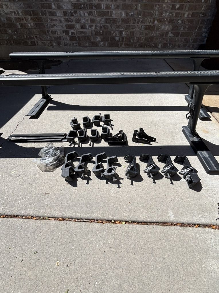 Thule Xsporter Pro Mid Truck Rack