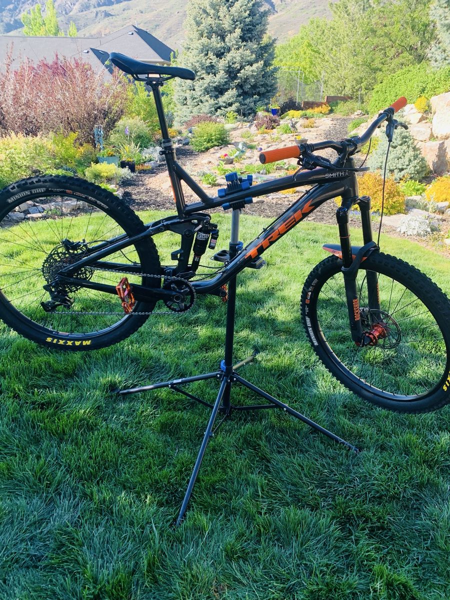 2016 Trek Slash 8