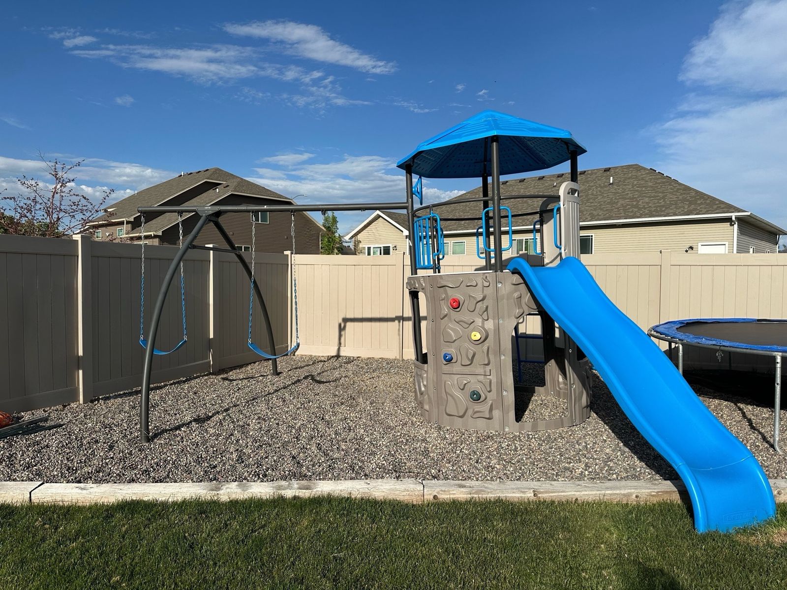 LIFETIME ADVENTURE TOWER PLAYSET