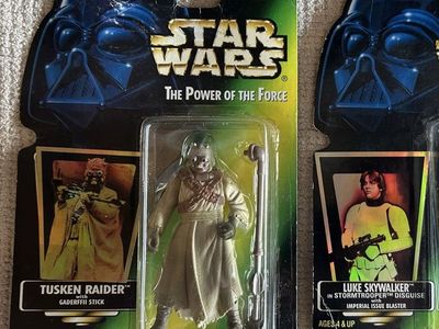 90’s Vintage Star Wars Power of the Force Figure: Tusken Raider Green Card Holographic Sticker Kenner
