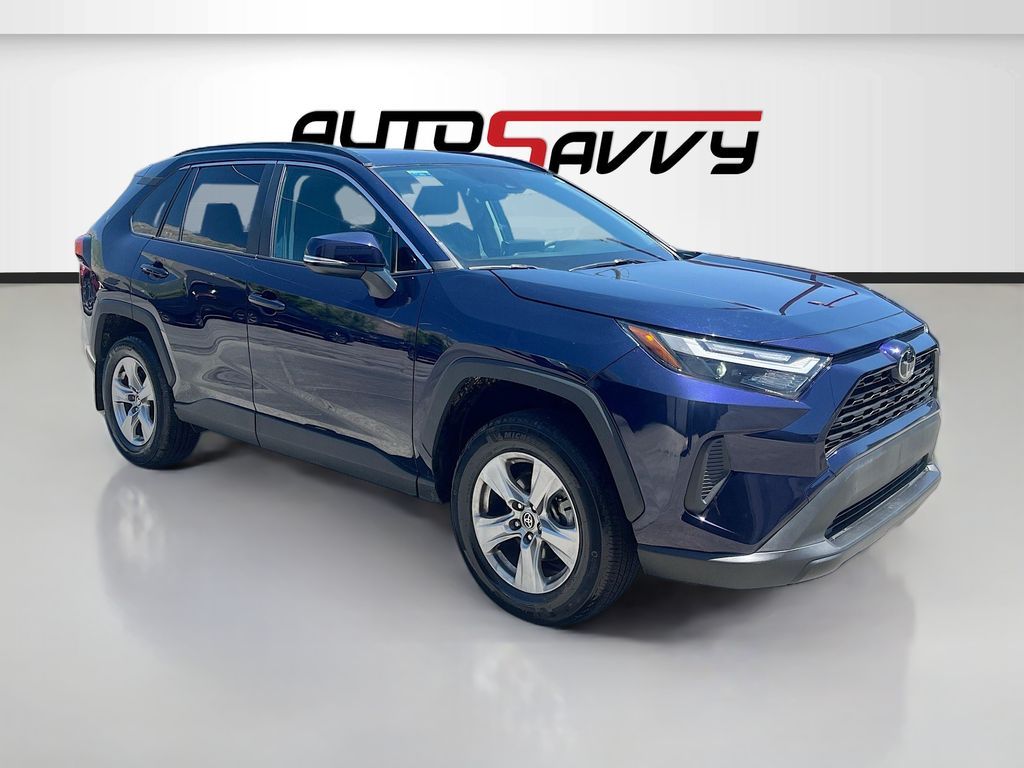 2023 Toyota RAV4 XLE