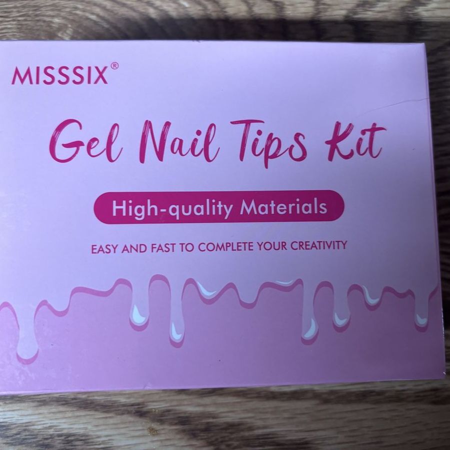Gel nail tips and builder nail kit