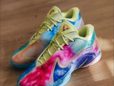 (9.5 & 11) LeBron 22 The Monopoly Tie-Dye