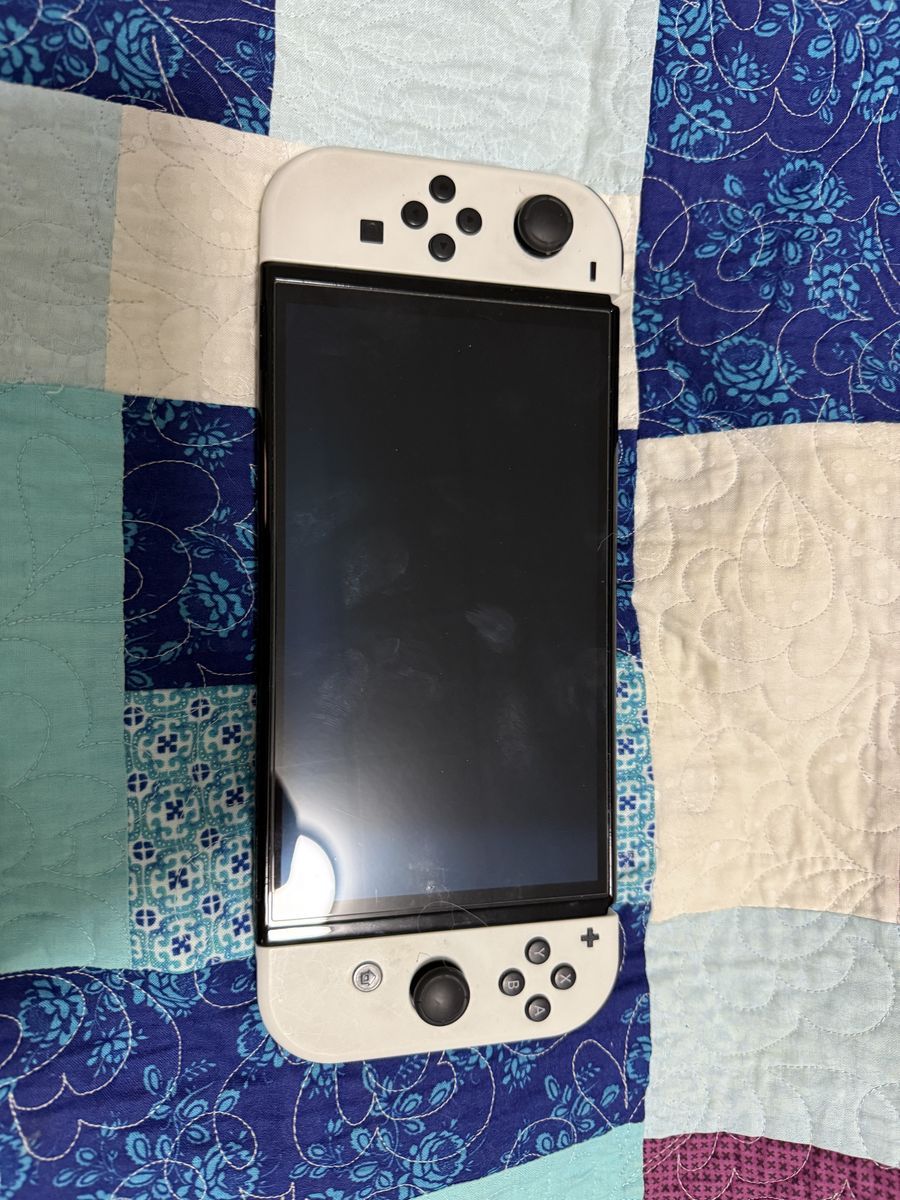 Nintendo Switch OLED Console (White) w/ Pro Controller