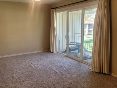 Large bedroom for rent in Bountiful