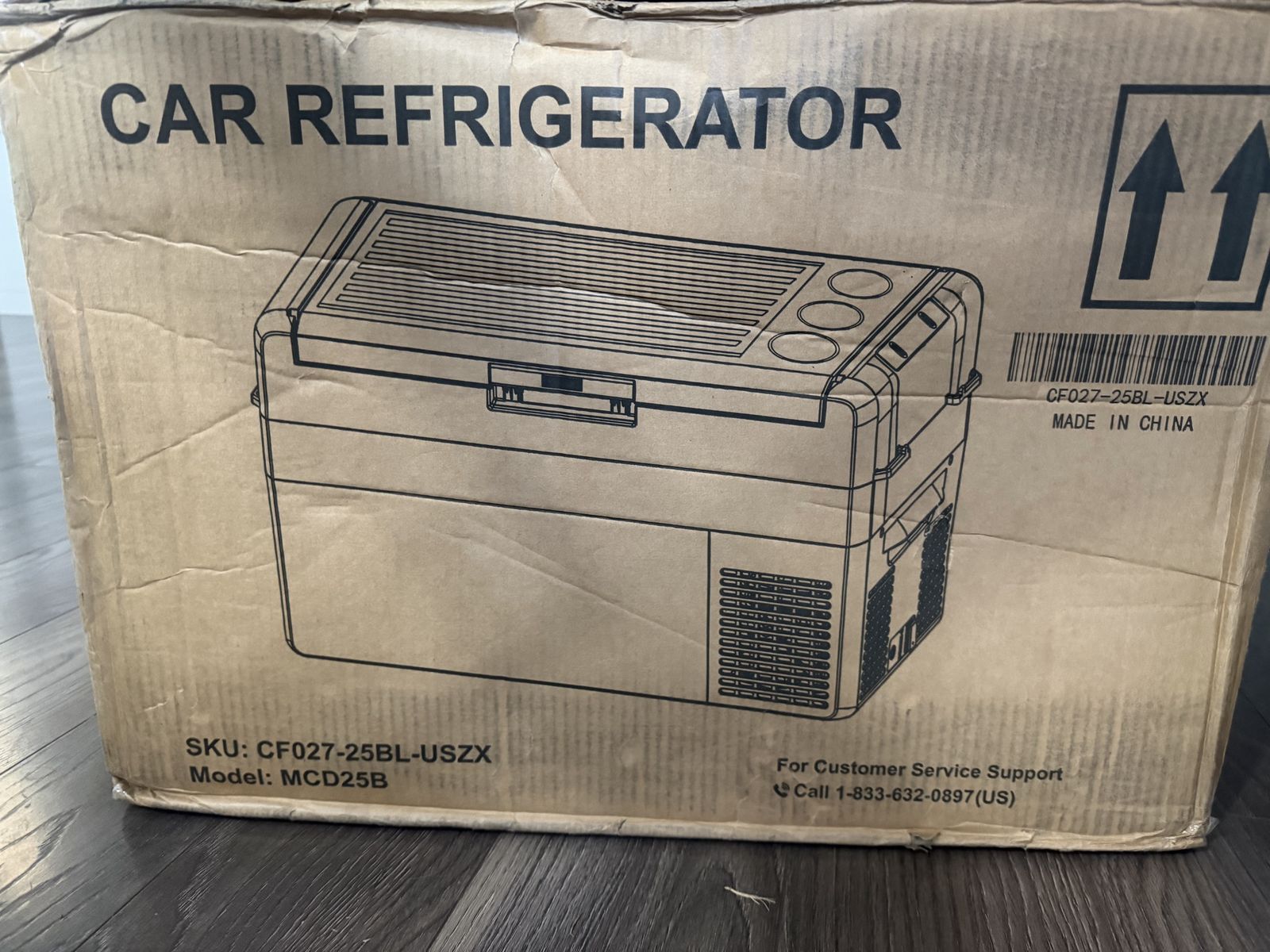 Portable Car Refrigerator 12V/24V Model MCD25B (New In Box)