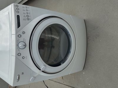 Whirlpool Duet Front Load Gas Dryer