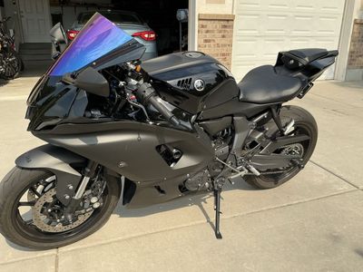 2024 YZF R7